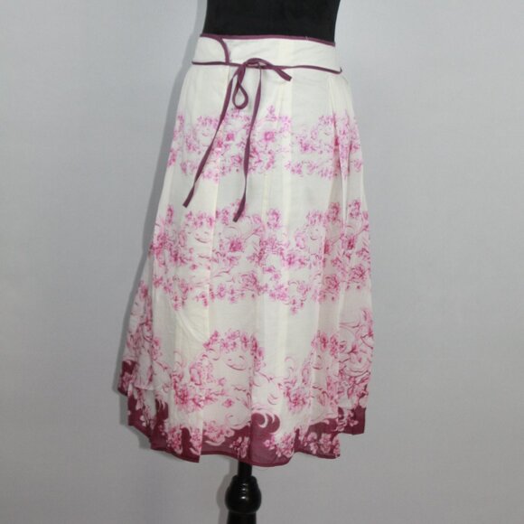 Tommy Bahama Ivory Pleated Wrap Skirt with Magenta Floral Pattern Size Small - Picture 4 of 9